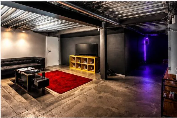 Loungebereich im 100 m² Tonstudio in Uster