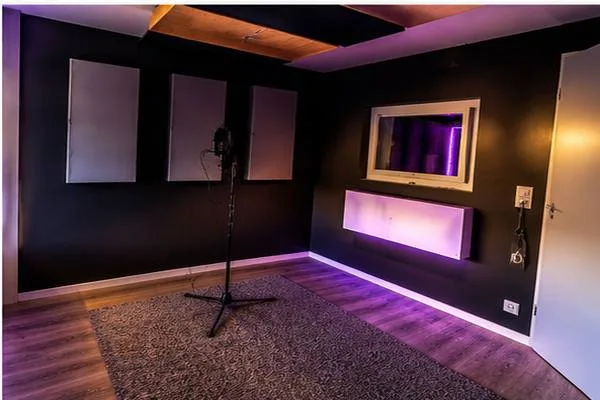 Gesangskabine mit professioneller Akustik, Tonstudio Zürich